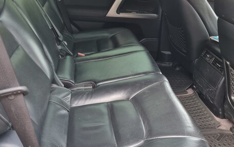 Toyota Land Cruiser 200, 2013 год, 5 300 000 рублей, 10 фотография