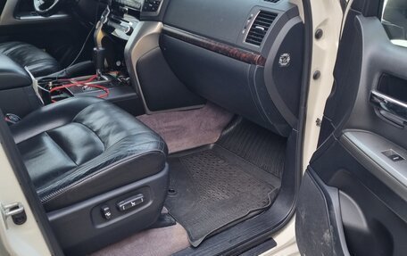 Toyota Land Cruiser 200, 2013 год, 5 300 000 рублей, 13 фотография