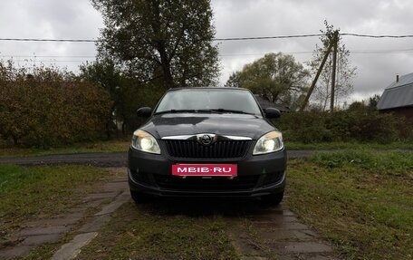 Skoda Fabia II, 2010 год, 445 000 рублей, 5 фотография