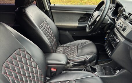 Skoda Fabia II, 2010 год, 445 000 рублей, 17 фотография