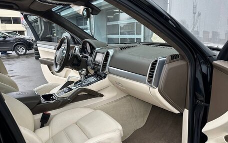 Porsche Cayenne III, 2011 год, 3 999 900 рублей, 26 фотография