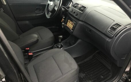 Skoda Fabia II, 2011 год, 490 000 рублей, 9 фотография