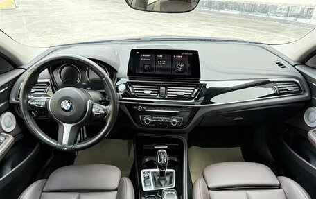 BMW 1 серия, 2022 год, 1 530 000 рублей, 12 фотография