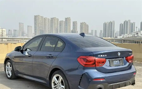 BMW 1 серия, 2022 год, 1 530 000 рублей, 5 фотография