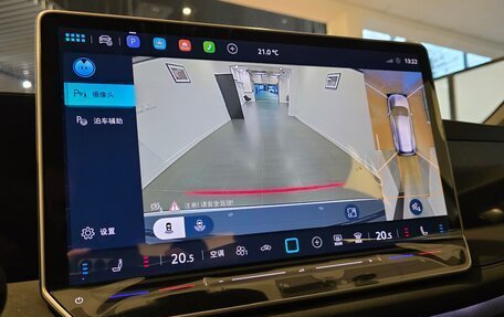 Volkswagen Tiguan, 2025 год, 5 150 000 рублей, 13 фотография