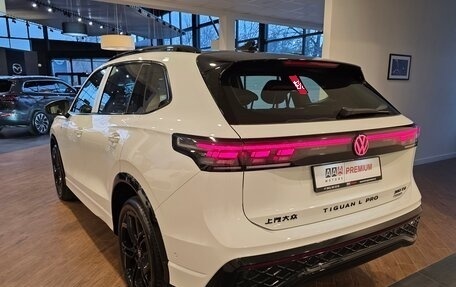 Volkswagen Tiguan, 2025 год, 5 150 000 рублей, 2 фотография