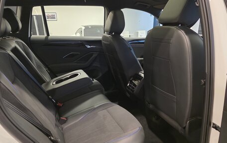 Volkswagen Tiguan, 2025 год, 5 150 000 рублей, 23 фотография