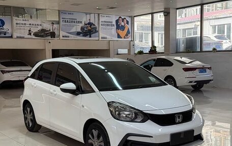 Honda Fit, 2022 год, 1 250 000 рублей, 3 фотография