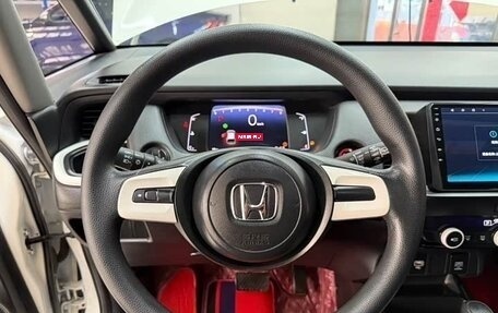 Honda Fit, 2022 год, 1 250 000 рублей, 10 фотография