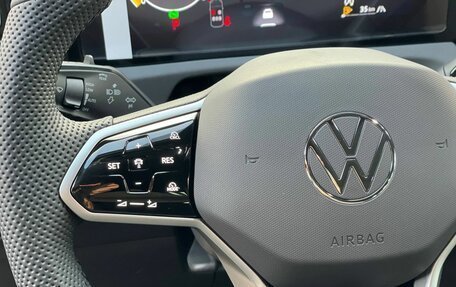 Volkswagen Tiguan, 2025 год, 4 850 000 рублей, 18 фотография