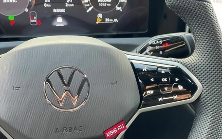 Volkswagen Tiguan, 2025 год, 4 850 000 рублей, 19 фотография