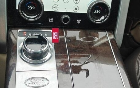 Land Rover Range Rover IV рестайлинг, 2019 год, 8 700 000 рублей, 15 фотография