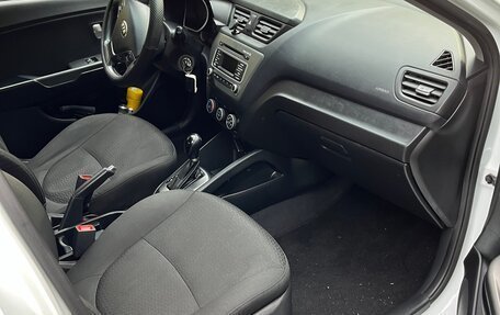 KIA Rio III рестайлинг, 2017 год, 1 000 000 рублей, 5 фотография