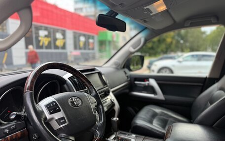 Toyota Land Cruiser 200, 2012 год, 3 625 000 рублей, 19 фотография