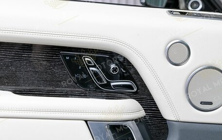 Land Rover Range Rover IV рестайлинг, 2019 год, 8 200 000 рублей, 18 фотография