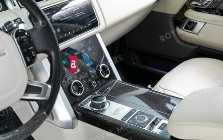 Land Rover Range Rover IV рестайлинг, 2019 год, 8 200 000 рублей, 9 фотография