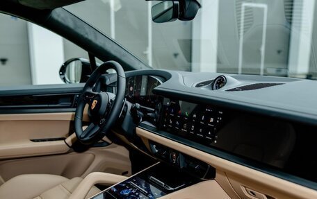 Porsche Cayenne III, 2025 год, 27 990 000 рублей, 2 фотография