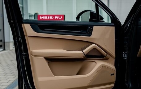 Porsche Cayenne III, 2025 год, 27 990 000 рублей, 10 фотография