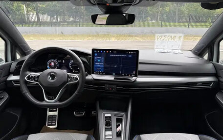 Volkswagen Golf VIII, 2025 год, 2 485 099 рублей, 9 фотография