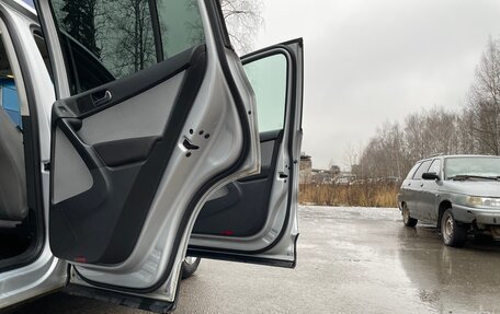 Volkswagen Tiguan I, 2010 год, 690 000 рублей, 12 фотография