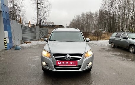 Volkswagen Tiguan I, 2010 год, 690 000 рублей, 2 фотография