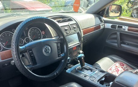 Volkswagen Touareg III, 2003 год, 500 000 рублей, 2 фотография