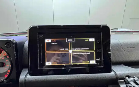 Suzuki Jimny, 2022 год, 2 600 000 рублей, 14 фотография