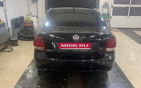 Volkswagen Polo VI (EU Market), 2011 год, 820 000 рублей, 3 фотография