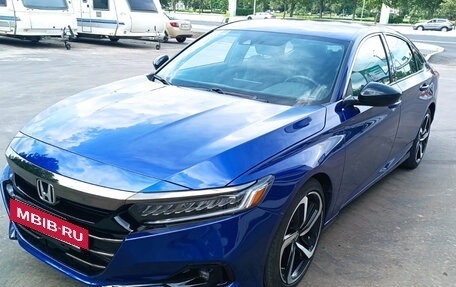 Honda Accord IX рестайлинг, 2022 год, 3 300 000 рублей, 2 фотография