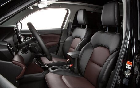 Toyota Urban Cruiser, 2023 год, 3 498 000 рублей, 9 фотография