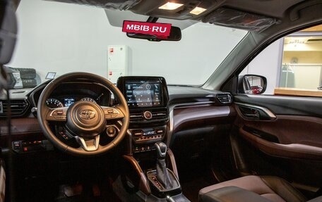 Toyota Urban Cruiser, 2023 год, 3 498 000 рублей, 17 фотография