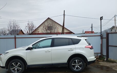 Toyota RAV4, 2017 год, 2 100 000 рублей, 12 фотография