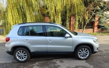 Volkswagen Tiguan I, 2011 год, 1 000 000 рублей, 4 фотография