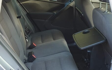 Volkswagen Tiguan I, 2011 год, 1 000 000 рублей, 9 фотография