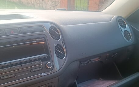 Volkswagen Tiguan I, 2011 год, 1 000 000 рублей, 19 фотография