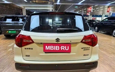 Suzuki Vitara II рестайлинг, 2017 год, 1 790 000 рублей, 13 фотография