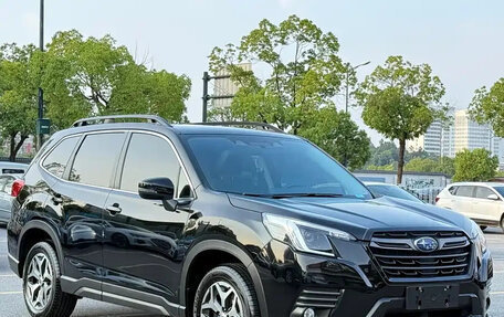 Subaru Forester, 2022 год, 2 000 000 рублей, 3 фотография