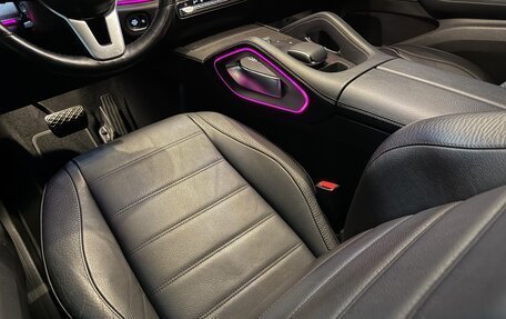 Mercedes-Benz GLE, 2019 год, 4 990 000 рублей, 36 фотография