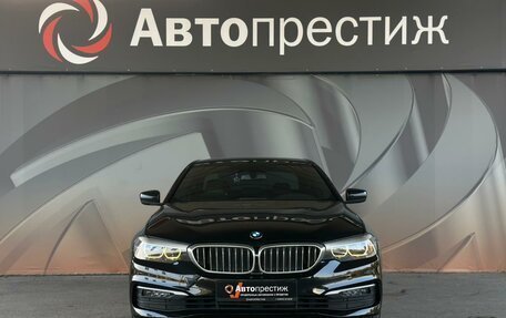 BMW 5 серия, 2019 год, 2 390 000 рублей, 2 фотография