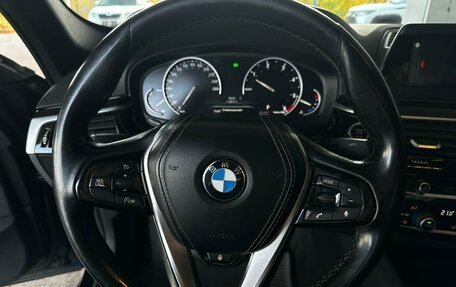 BMW 5 серия, 2019 год, 2 390 000 рублей, 12 фотография