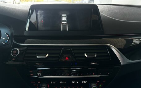 BMW 5 серия, 2019 год, 2 390 000 рублей, 19 фотография