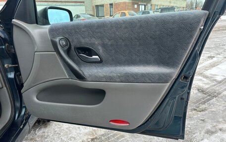 Renault Laguna II, 2001 год, 289 000 рублей, 22 фотография