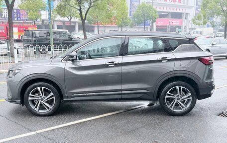 Geely Coolray I, 2021 год, 1 809 000 рублей, 9 фотография