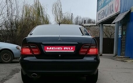 Mercedes-Benz CLK-Класс, 1997 год, 580 000 рублей, 4 фотография