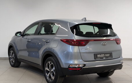 KIA Sportage IV рестайлинг, 2021 год, 3 085 000 рублей, 7 фотография