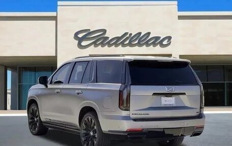 Cadillac Escalade V, 2025 год, 21 743 000 рублей, 5 фотография