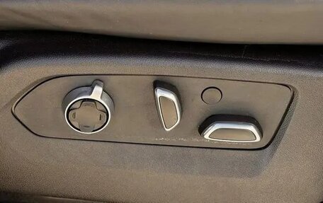 Cadillac Escalade V, 2025 год, 21 743 000 рублей, 24 фотография