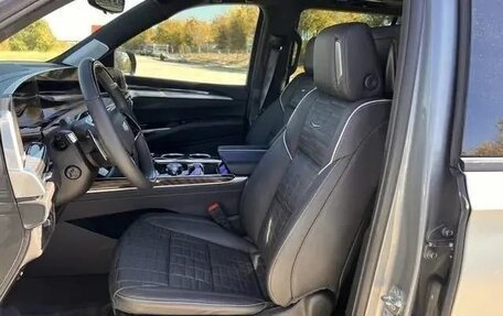 Cadillac Escalade V, 2025 год, 21 743 000 рублей, 21 фотография