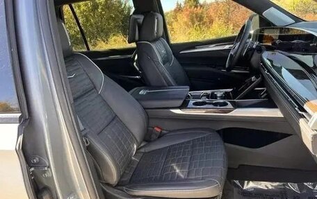 Cadillac Escalade V, 2025 год, 21 743 000 рублей, 23 фотография