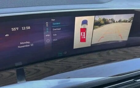 Cadillac Escalade V, 2025 год, 21 743 000 рублей, 15 фотография